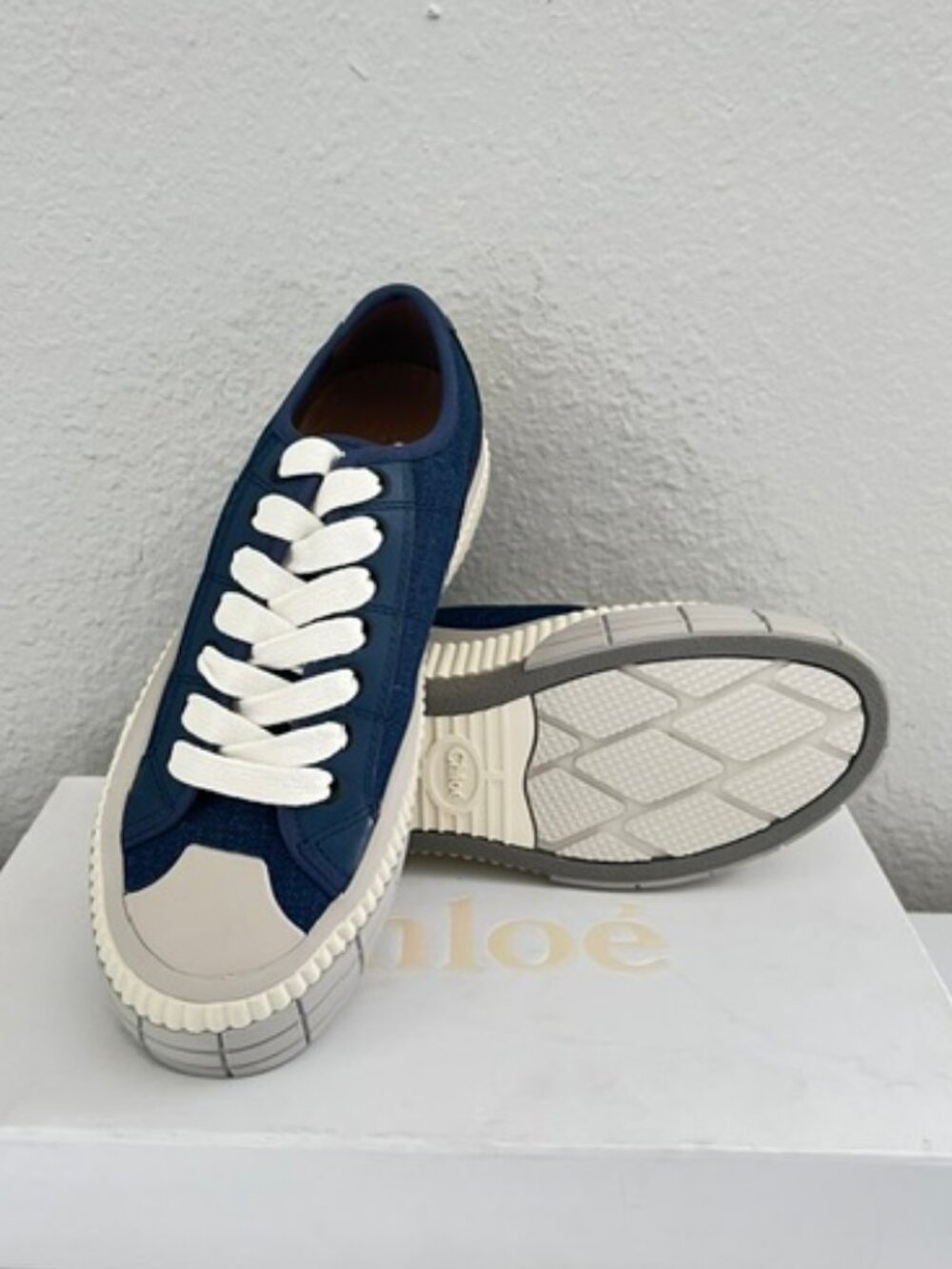 Chloe Clint Low-Top Court Sneakers Blue